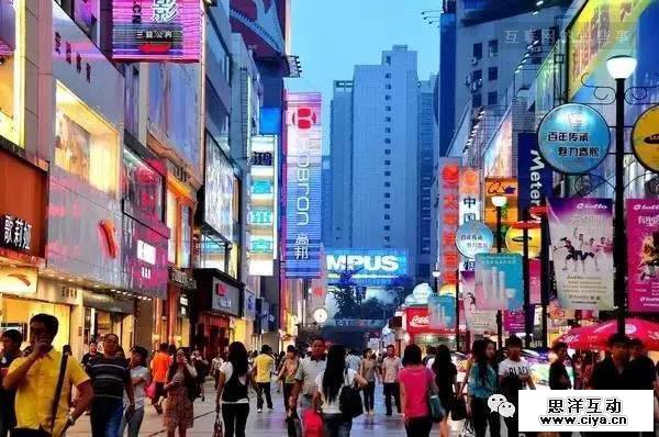 为什么亚洲网站在西方人眼里看起来都乱七八糟的？