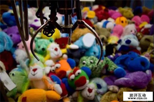 突然爆火的在线抓娃娃行业，到底有多赚钱？—20171125早读课