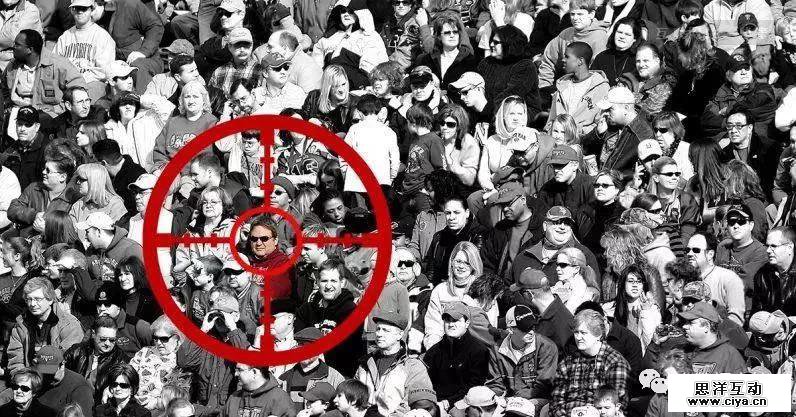 在张学友演唱会的6万观众中，AI锁定了一名逃犯